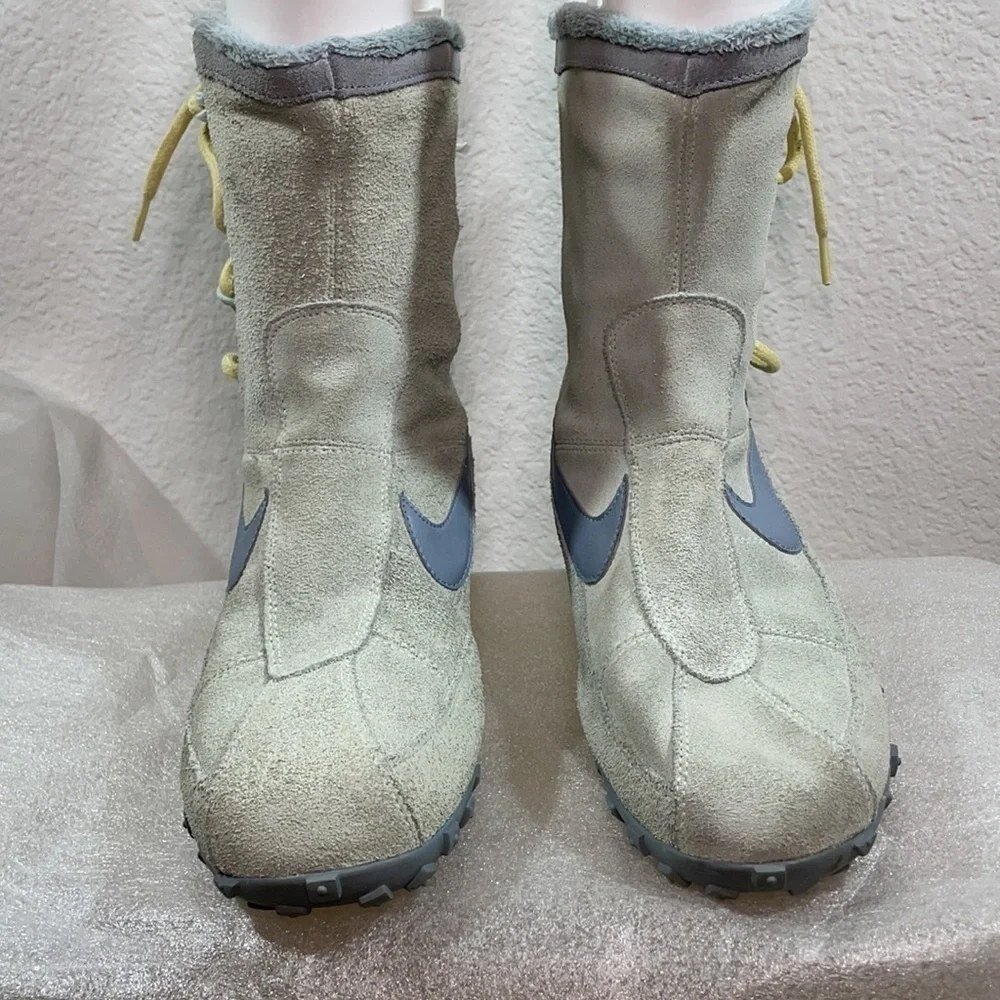 Nike Sakami Side Lace-Up Casual Sneaker Boot